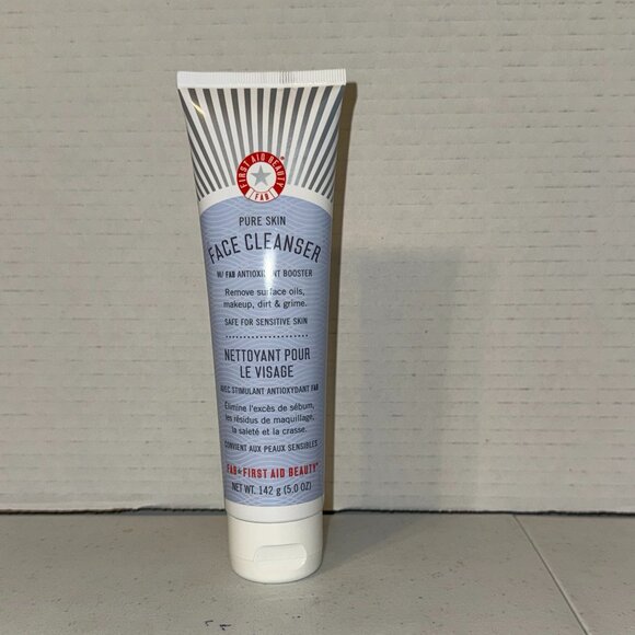 First Aid Beauty Pure Skin Face Cleanser - Picture 1 of 5